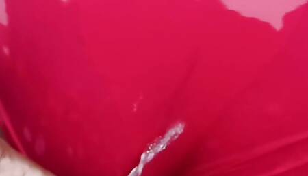 Indian Desi Bhabhi Aishwarya Ne Leggings Me Susu Kiya Phir gand pe susu karvaya. Indian pissing video. Pissing on bhabhi's beautiful ass..