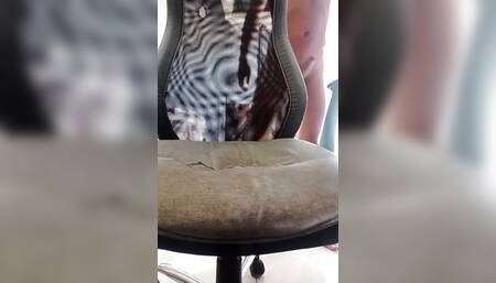 Young pauzudo jerks off