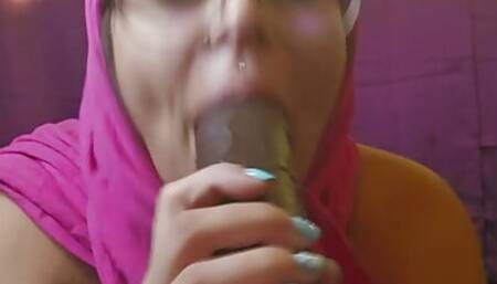 Striptease and Fuck Massive 16.5 Inches BBC Dildo Mia Niqab