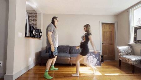 Ball Kicking Bitch Katie Katt - WMV (HD 1080p)