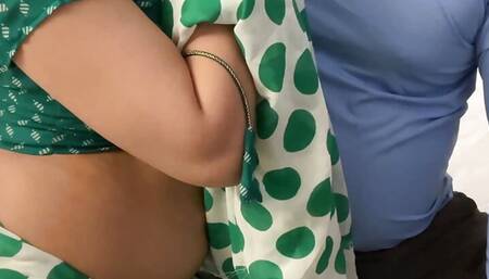 The Husband Was a Jerk and His Friend Inserted His Penis Into His Wife's Pussy