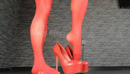 Red Heels worship & Heelfuck 720p