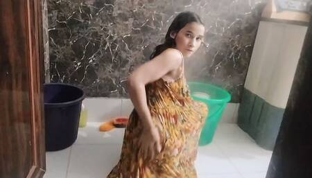 Indian Beautiful Girl Sex! Tight pussy chudai