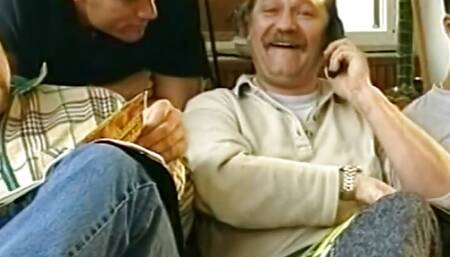 Self-help group of pantyhose fucker freaks out