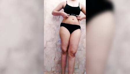 Virgin girl hot bath at college washroom