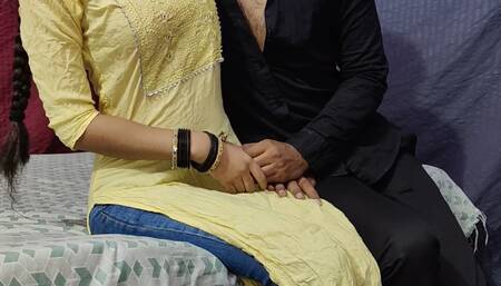 Jawan dost ko room pe bula ke pel diya