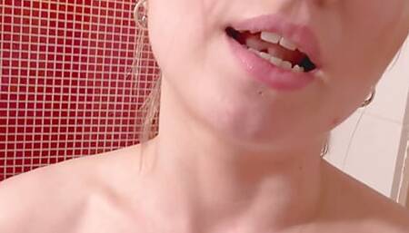 Italian slut showers and squirts. ANDRE LOVE.