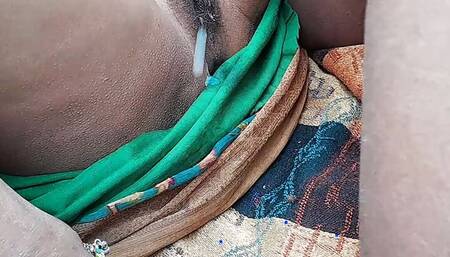 Village hot girls sex in jungle