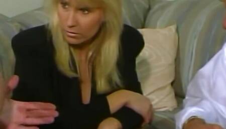 Employee of the month has an in-depth "conversation" with his customer