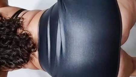 Showing My Wife for Strangers