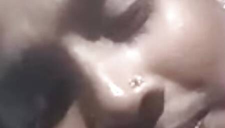 xx bd I squirted water from my stepsister's pussy and told her about sex.