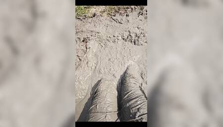 Throwing a Few Large Different Edited Put Together Muddy Adventure