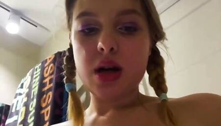 Squirting and hot deep thinking