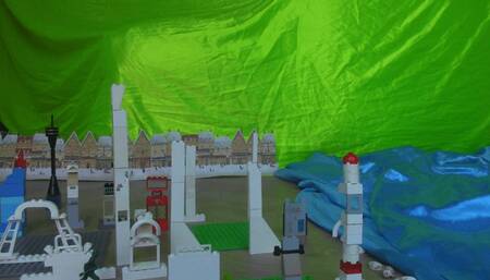 Barefoot Sea Giantess