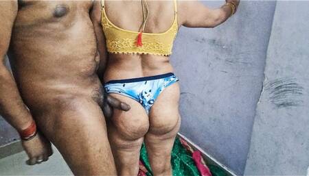 Indian Big Boobs Bhabhi Ki Sari Utha Ke Gand Me Mota Lund Pel Ke Full Maza Diya. Indian Desi Bhabhi Sari Sex. Xxx videos desi indian sex.