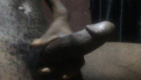 I wish my girlfriend Anita is round to suck my big cock