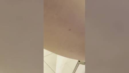 Lety Howl Gets Fucked by the Delivery Man in the Kitchen