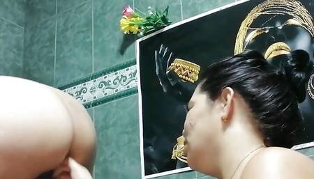 HOT SHOWER BETWEEN STEPMOM AND STEPDAUGHTERS