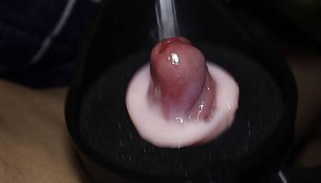 Very hard masturbates big cock car for auto fucking!