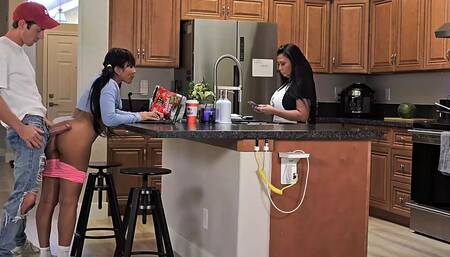 Fucking My Gf in Front of Her Stepmom