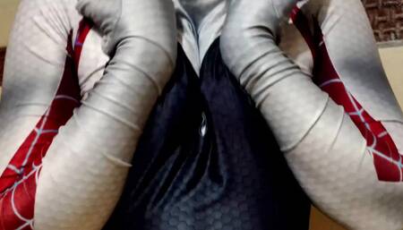 Want Some Fingering to Spidergwen?