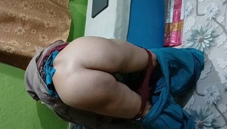 DESI BHABI GAND CHUDAI STANDUP POSITION