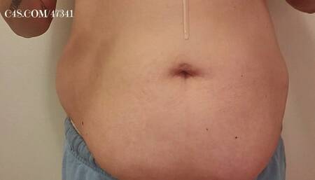 Finger fucking my fat oiled belly!