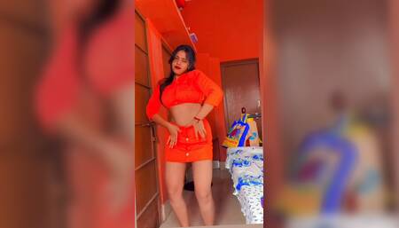 Indian village hot desi girl in the forest viral MMS