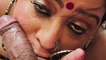 Desi  malkin seduces her naughty teenage servant for the hardcore sex (HINDI AUDIO)