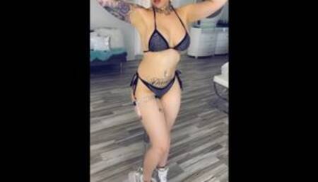 Daizha Octobooty Morgann is your Kawaii Stripper