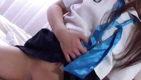 Horny ager Reina fellating prick in Japanese porno! Creampie sex!