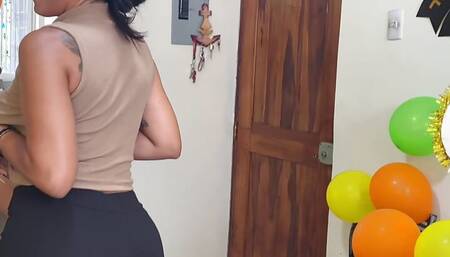 Two cute young women celebrate daddy's birthday, real homemade threesome
