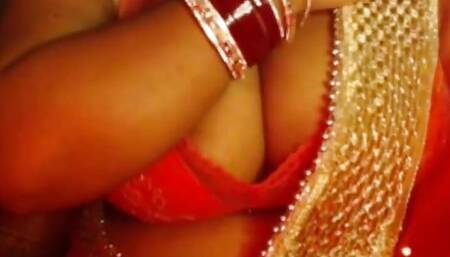 Hot Indian Big Boobs Girl Nude Show.