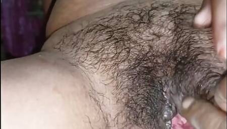 Desi rural Indian bhabhi fucking by house owner