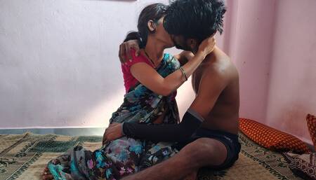Indian horny wife went to her husband's friend's house to fuck