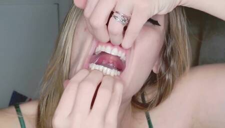 Savory Flossing Uvula and Mouth Tour Gum Stretching Sense