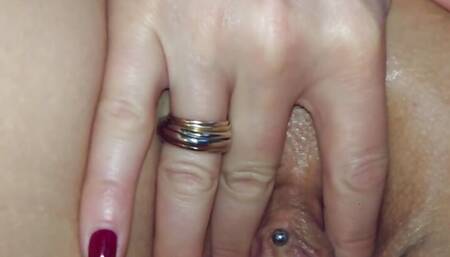 MILF Fingering her Pussy and Orgasm by being Cum on It