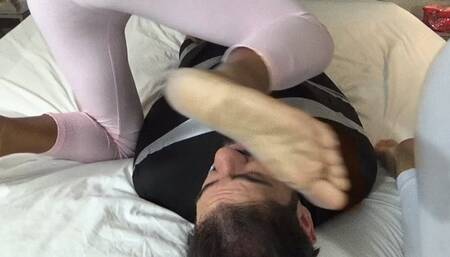 NEW GODDESS MIA AND ASIAN GIRL FARTING PART 1