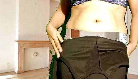 Hot girl open pussy and bobbs