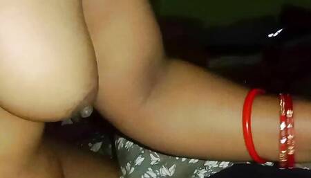 Indian Bhabhi Rakhi Hot Sucking Cock and Cum out at Midnight Fucking Xvideo