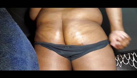 A Sexy Thick Tranny Fingers Herself