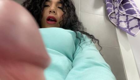 Delicious Threesome Honey, Cum and a Lot of Pee