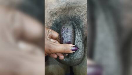 Indian hot bhabhi ji paint to her father in law dick in romantic mood