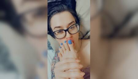 I Love Sucking My Own Toes, Self Toe Sucking, Bare Feet with Long Toes