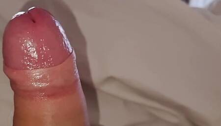 AMATEUR MORNING CUMSHOT   I WOKE UP WITH A HARD COCK - AND I CUMMED AFTER A LONG HANDJOB