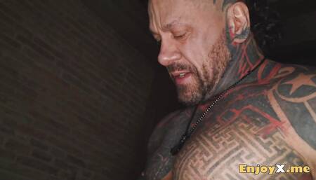 Tatted brunette deep-throated and boned her boypatron, rectally pleased, in full HD - XXX!!