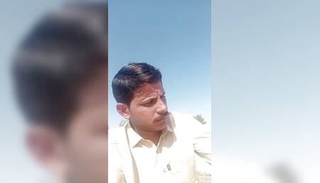 Desi Indian looking guy wants to show his face to his fan's