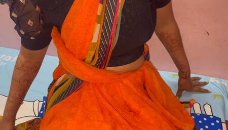 HOT MARRIED BIG ASS BEAUTIFULINDIAN MAID FUCKING WITH OWNER  FOR GREED