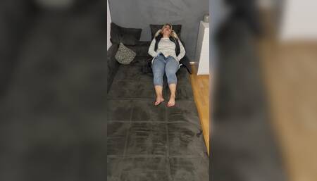 masturbating on the couch sexy jeans trembling twitching moaning multiple orgasms clit rubbing wet pussy i cum