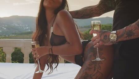 Andrea Retali and her handsome sunset in the background give an exceptional orgy - love red-hot hard-core porn!